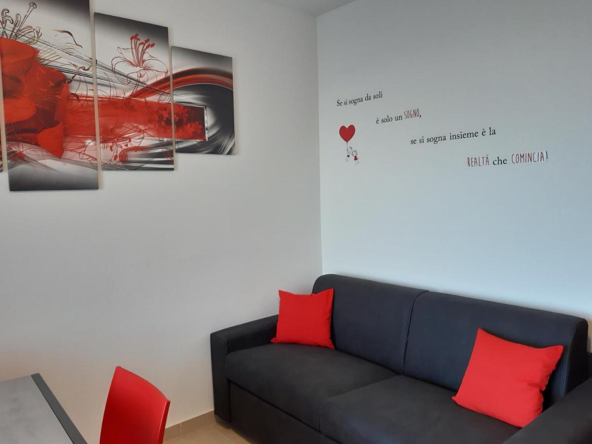 Casa Vacanze Da Lory ปอร์โตตอร์เรส ภายนอก รูปภาพ